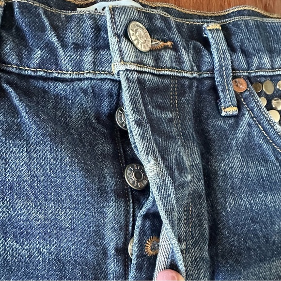 AGOLDE Jaden High Rise Cut Off Shorts Destroyed & Studded size 28 - Picture 4 of 9